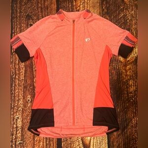 Pearl Izumi women’s size medium bicycling shirt!
